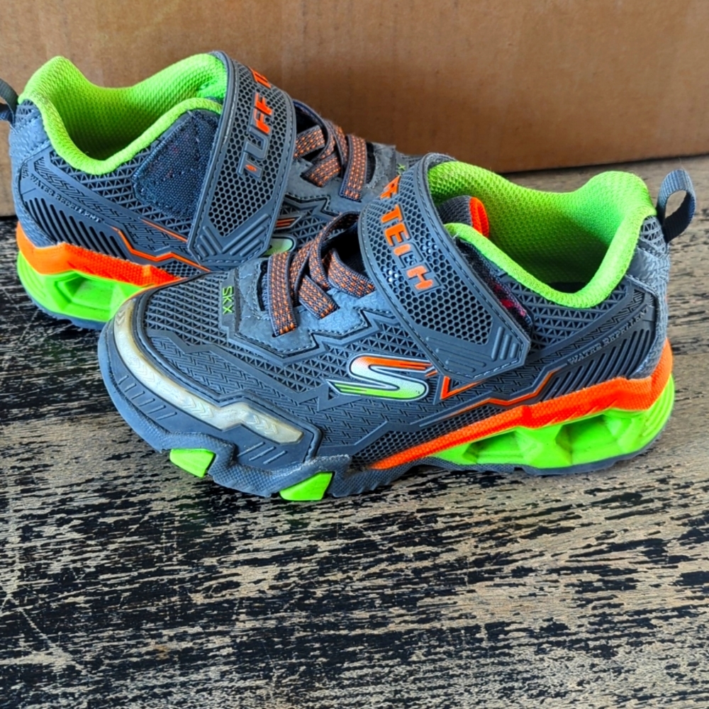Sketchers sneakers!